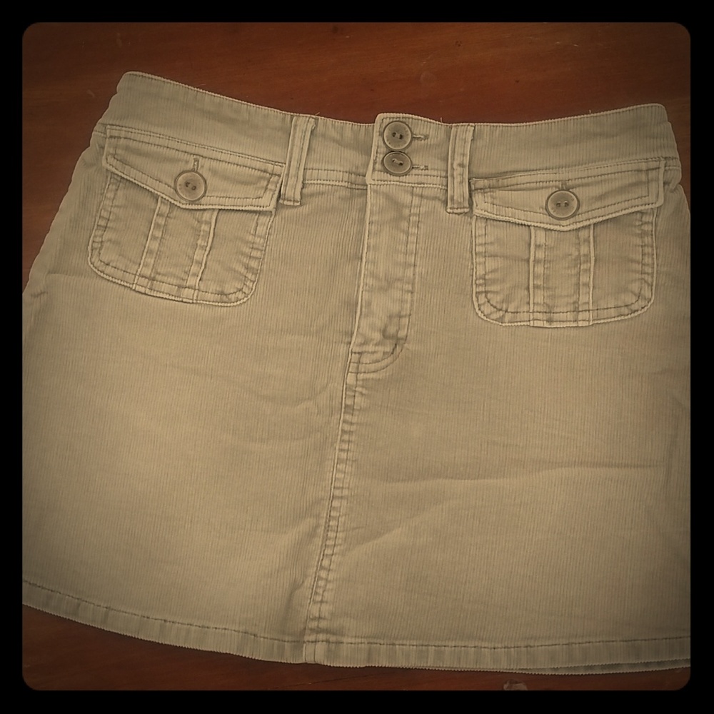 Tan corduroy stretchy skort EUC